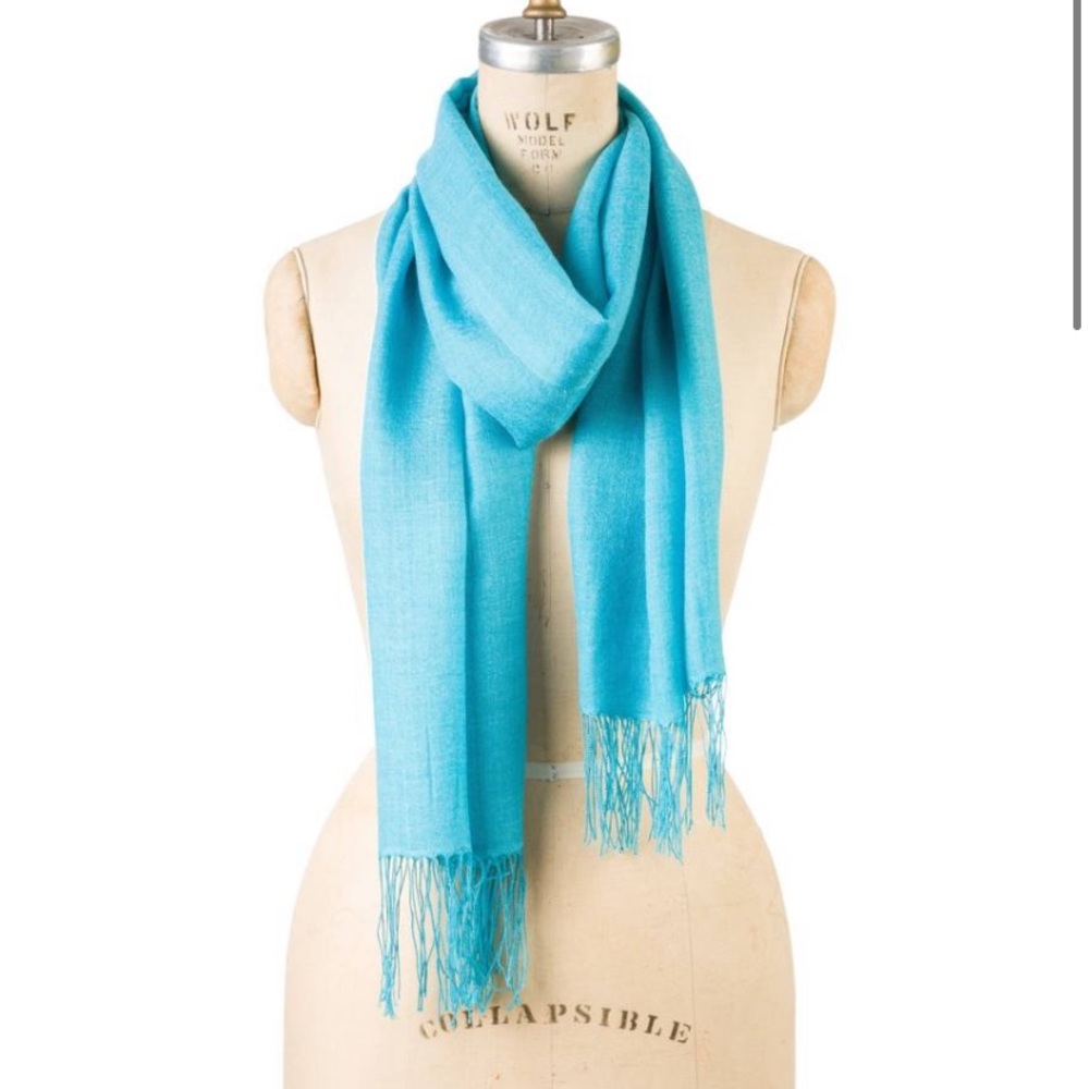 NWT Naturally Knotty 💯 Merino Wool Scarf - Purple